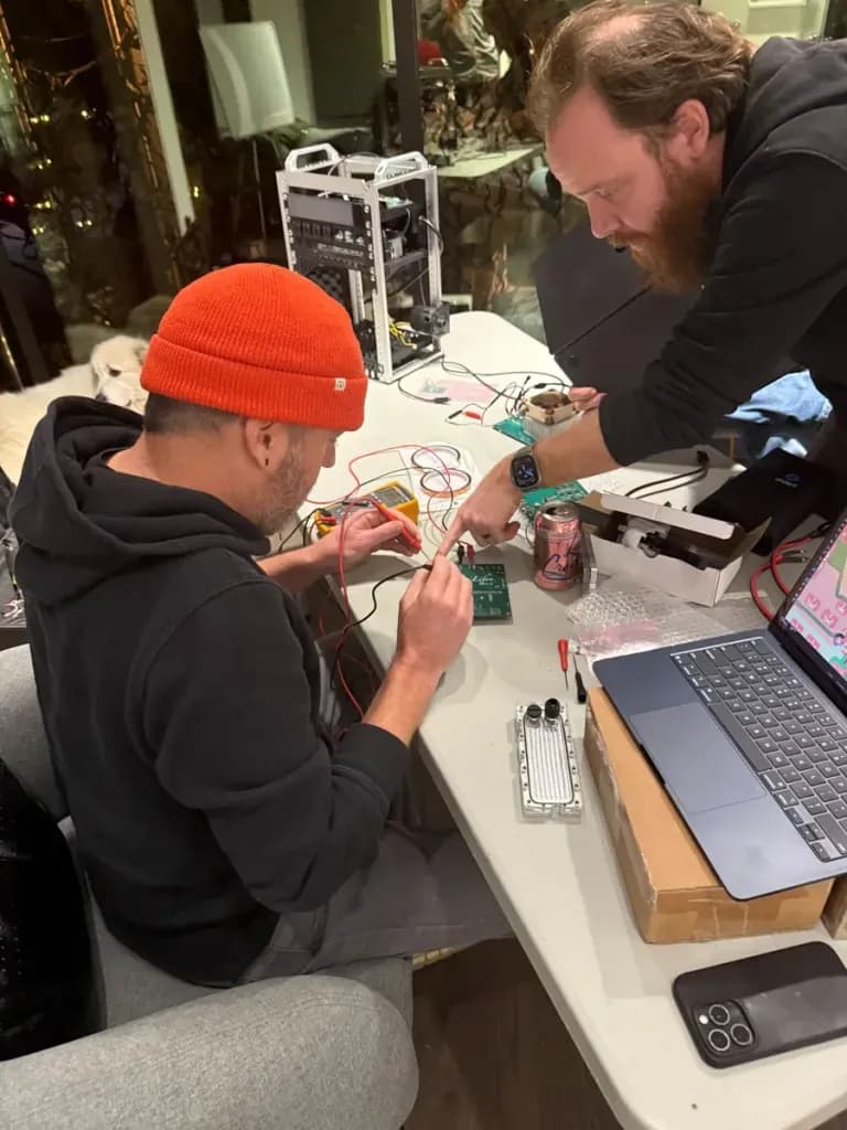 Telehash 3 photo 2